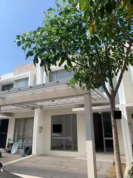 dijual cepat rumah mewah PIK2 dekat toll