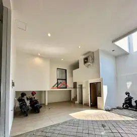Rumah Modern Minimalis Dalam Town House