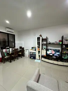 Rumah 2 lantai 615 di Citra garden puri