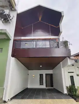 RUMAH BRU TERMURAH AKSES LEBAR DI JAKARTA SELATAN