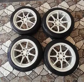 Velg+ Ban (tinggal psg langsung ngaspal)
