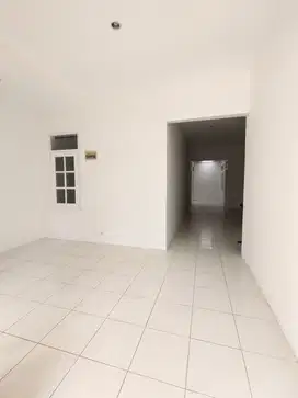 Rumah Siap Huni di Lebak Bulus