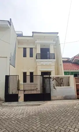 DIJUAL : RUMAH 2½ Lantai di Citra Garden 5  Cengkareng Jakarta Barat