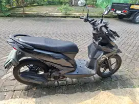 Motor Honda Beat Streat