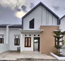 DIJUAL RUMAH CLUSTER SOLO BARU PROMO BONUS AC DAN CAHBACK 5 JUTA