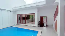 villa lantai 2 jln trengguli penatih