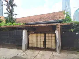 Dijual Rumah Kost & Ada Sisa Tanah Berlokasi Strategis di Setiabudi