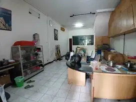 ruko di jkt pusat cocok utk tempat tinggal atau usaha