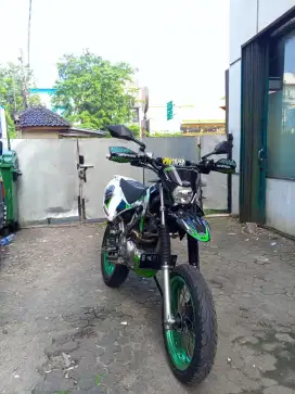 Jual motor KLX LX150G
