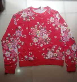 Sweater H&M ukuran s