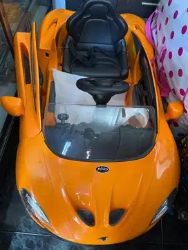 Mobil anak Aki mulus
