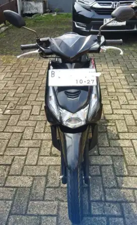 Honda Beat karbu 2012 Tangan Pertama dari baru terawat Pajak Hidup