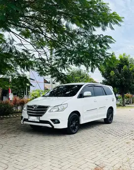 Innova bensin 2015, hrg CASH