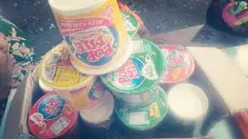 Pop mie rasa ayam dan baso di jual