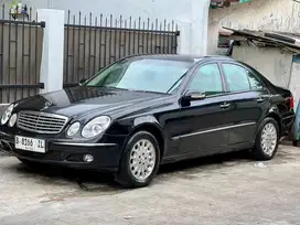 Mercedes Benz E260 2005