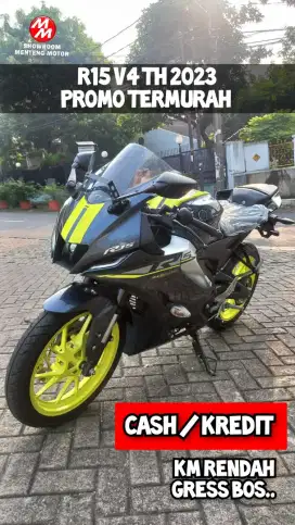 R15 V4 HITAM TH 2023, KILOMETER RENDAH