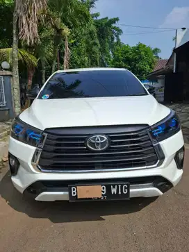 Toyota Innova Reborn Diesel V AT  2022