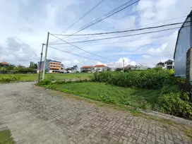 Tanah prime di jalan utama Echo beach Canggu