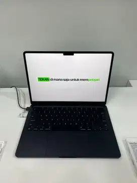 Macbook Air 13 inch cicilan bunga 0%