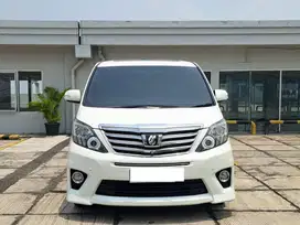 TOYOTA ALPHARD SC PREMIUM SOUND AT 2013 Bensin