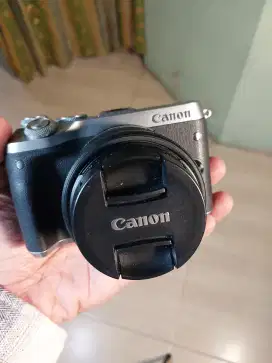 CANON M6 ISTIMEWA MULUS TERAWAT
