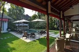 Villa mewah view Sawah kawasan Umalas
