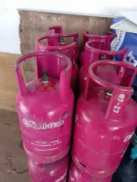 Dijual tabung gas lpg ukuran 12kg