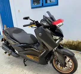 Xmax Yamaha 2023 Hitam