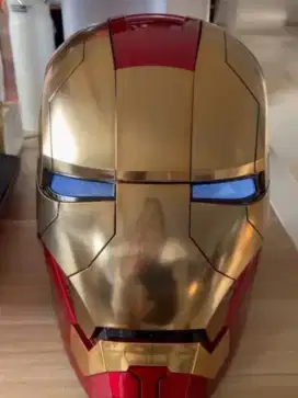 Helm Ironman mark 5 gold voice