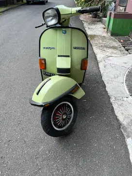 Vespa PX 200 XE SPARTAN