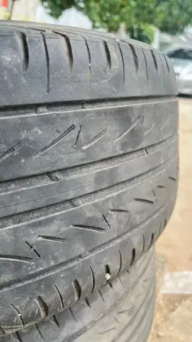 Ban Bridgestone Techno sport 195/50 R16