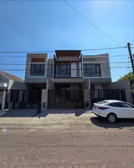 Rumah Nirwana Eksekutif  NEW MINIMALIS ROW 3 MOBIL