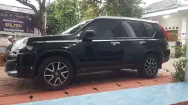 Dijual nissan xtrail urban selection 2014