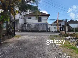RUMAH 2 LANTAI DI TOYANING JIMBARAN BADUNG, BALI
