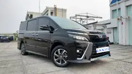 (Km 40rban) Grezz Toyota Voxy 2.0 AT 2018 Tgn1 Bisa DP 25 jt