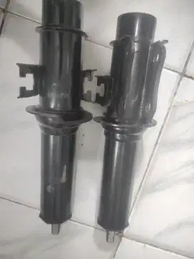 Shockbreaker depan carry futura