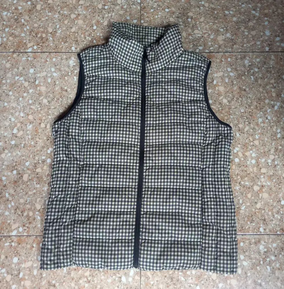 Vest/rompi uniqlo bulu angsa