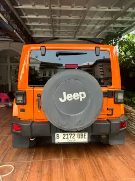 Jeep Wrangler Sahara 3.6 Pentastar 2014 BU CASH MURAH