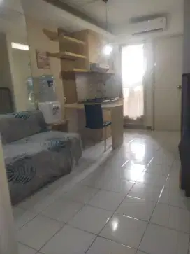 Disewakan apartemen kalibata city Tower Gaharu furnish
