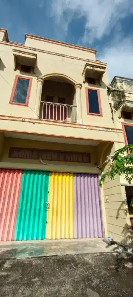 disewakan ruko rumah dua lantai Jelutung Jambi kota LT 150m2 LB 300m2