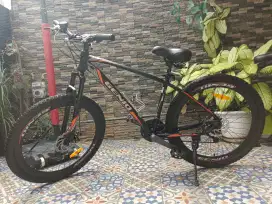 Dijual CEPAT BU Sepeda MTB GENIO Ukuran 27.5, Speed 8x3, Hitam, Bogor