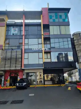 Ruko 4 Lantai Dengan Lokasi Strategis Daerah Mampang