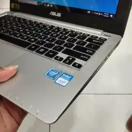 LAPTOP ASUS X201E