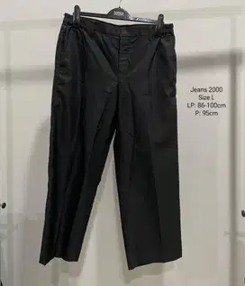 Celana panjang hitam