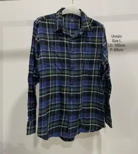 Uniqlo Kemeja Kotak kotak