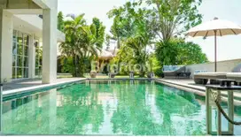luxury freehold villa di munggu