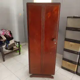 Lemari Pakaian Kayu Jati Minimalis
