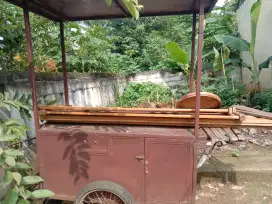 Gerobak akringan dan serba guna