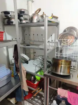 Rak piring aluminium PK 5 tingkat bekas resto