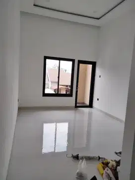 Dijual Rumah 2 lantai Singgasana